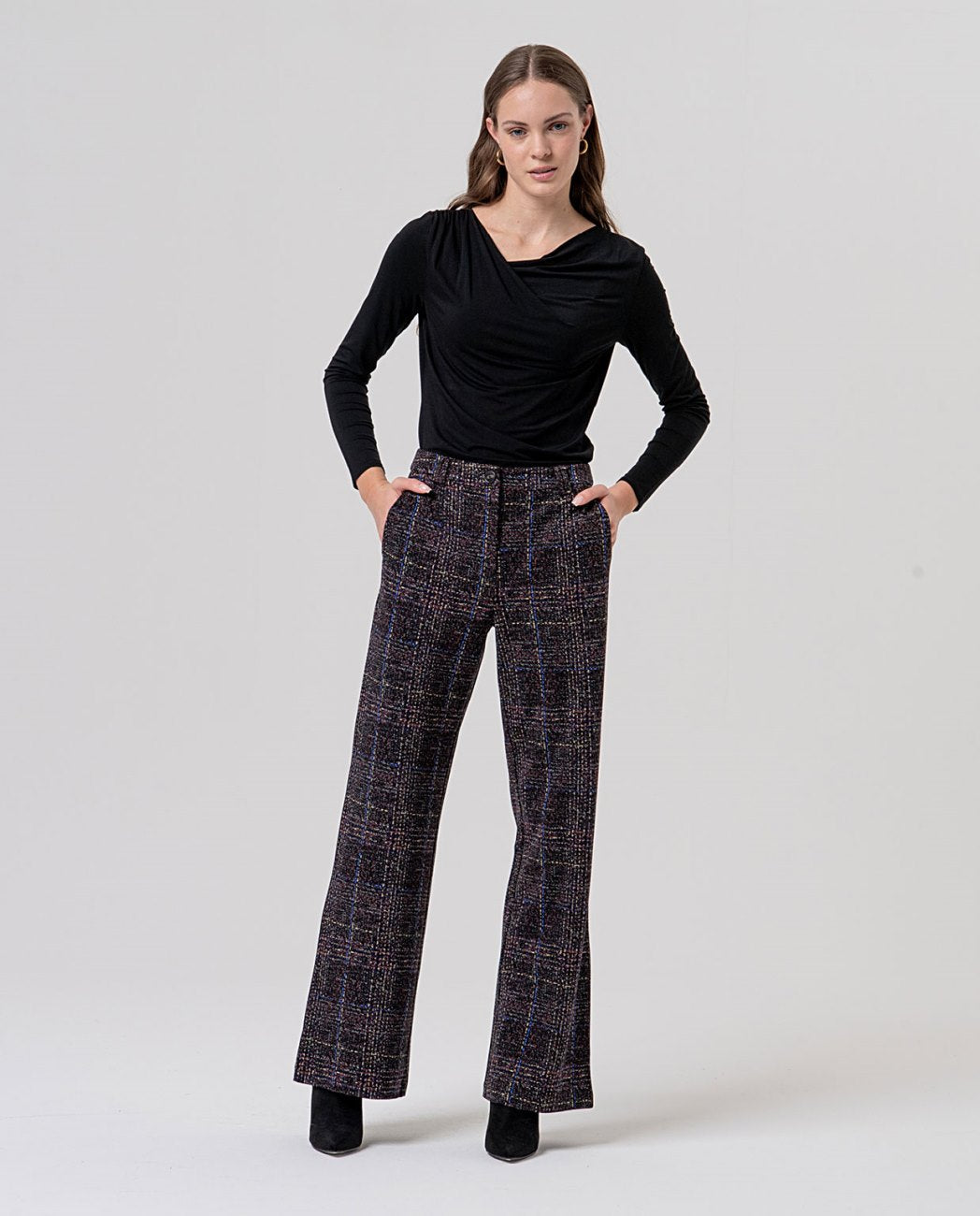 Pantalón recto Negro Surkana