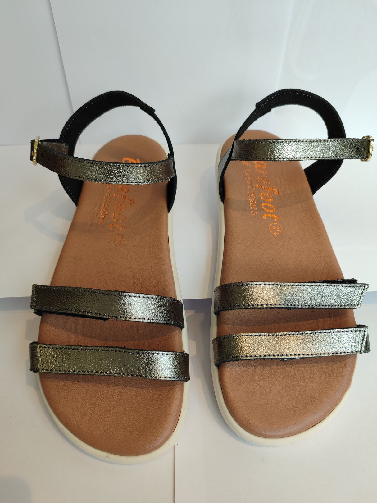 Sandalia de transicion Caprone Plomo 2 velcros 1