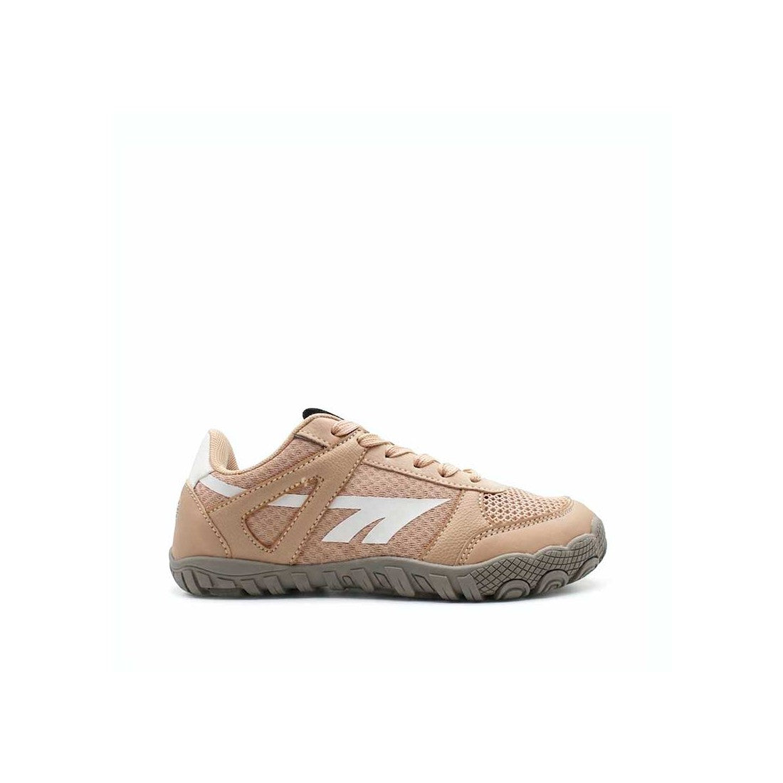 Deportiva barefoot Court Nude 1