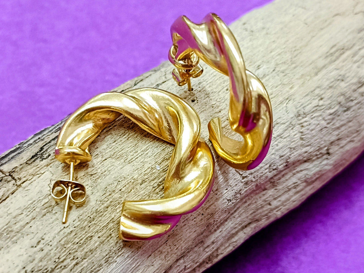 Pendientes aro dorado trenzado 1