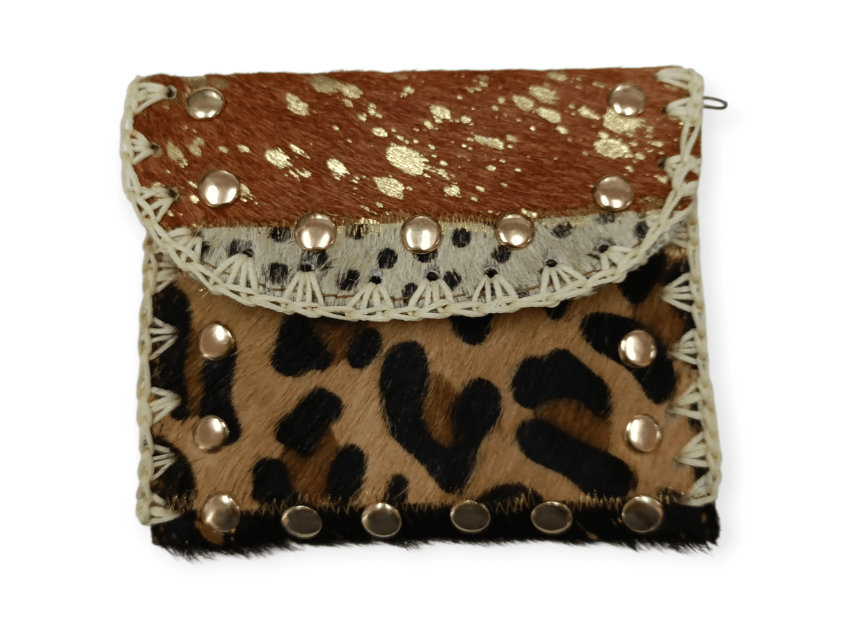 Monedero de piel con pelo de potro animal print marrón 1