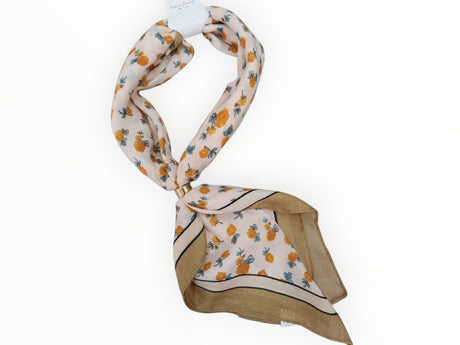 Pañuelo cuello flores amarillas 1