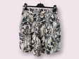 Pantalón corto estampado negro y beige 1