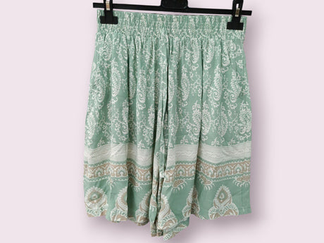 Pantalón corto color turquesa cintura elástica 1