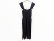 Vestido negro con mangas volantes 1