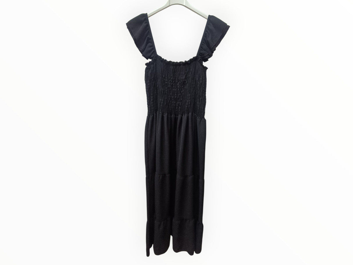 Vestido negro con mangas volantes 1
