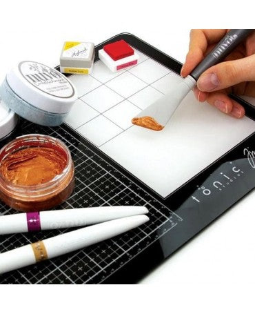 BASE CORTE CRISTAL NEGRA MINI Tonic Studios Tim Holtz (diestro) 2