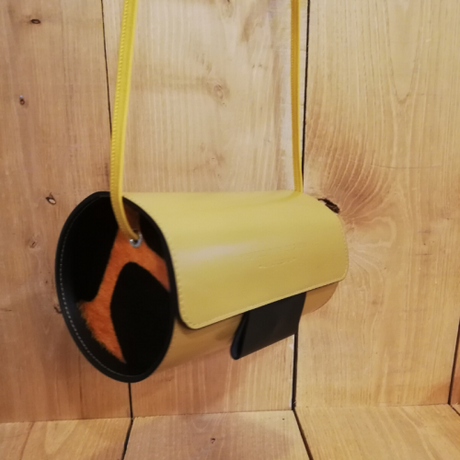 Bolso salsiccia mushroom black hester van eeghen 2