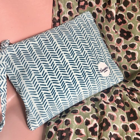 Clutch herringbone ocean green small lauren amsterdam 1
