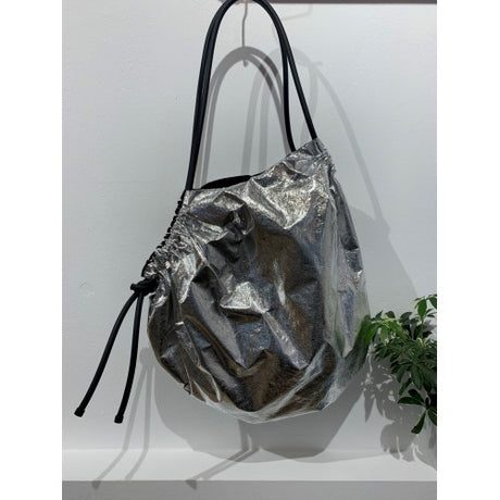 Bolso cocco bag neo small silver foil in-zu 2