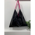 Bolso triangle bag black lac & fucshia in-zu 1