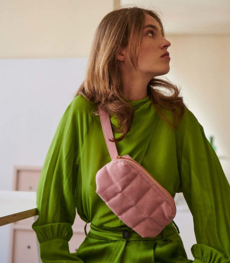 Bolso riñonera cilou puffy cameo blush tinne-mia 1