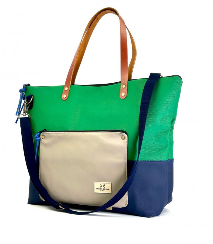 Travel bag tb02 daniel chong 1