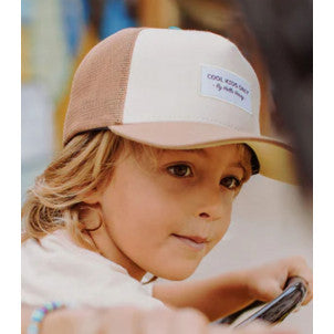 Visera infantil mini iced coffee hello hossy 2-5 años 1