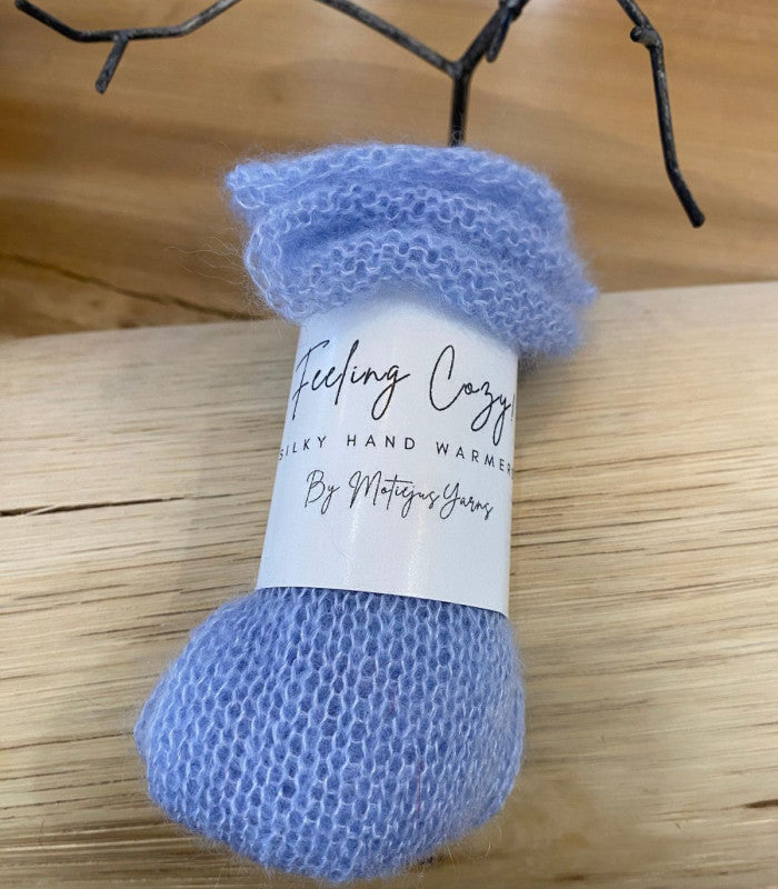 Mitones de mohair azul cielo motiejus 2