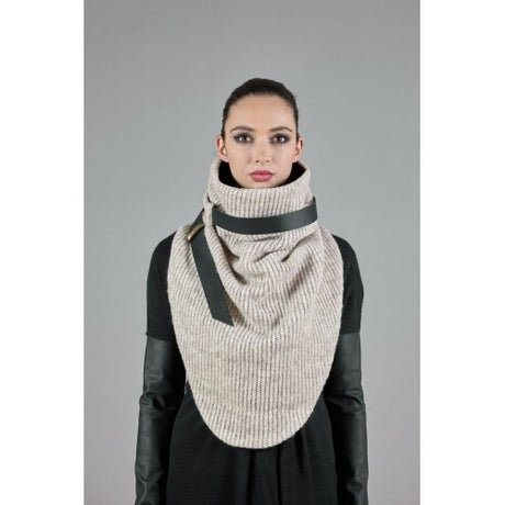 Chal lana blanco oversize negro les d´arcs 1
