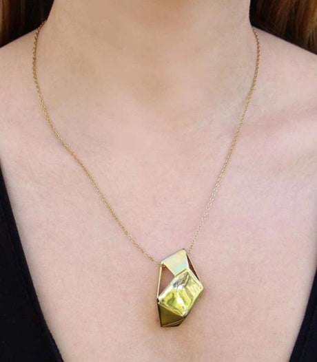 Collar geometrico dorado anartxy 2