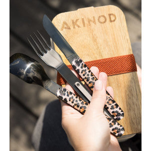 Cubiertos leopard akinod 2