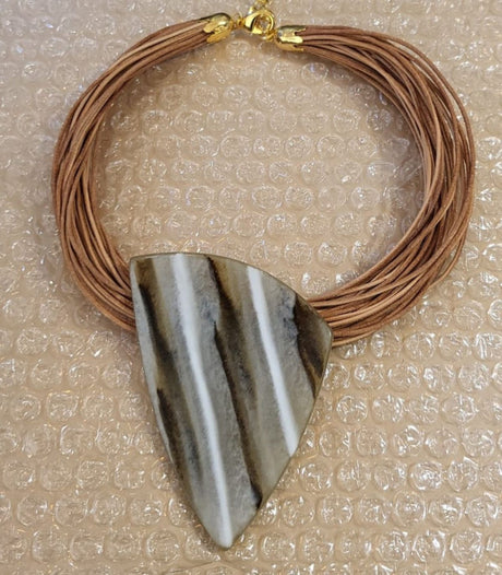 Collar c-1913 beige aldazabal 2