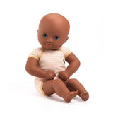 Muñeca baby issoria pomea djeco 2