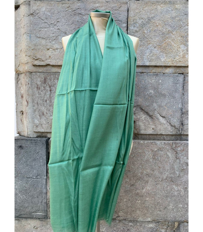 Fular plain verde laurel palombina 1