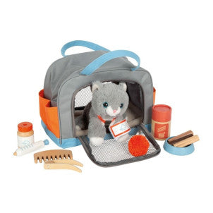 Gato con transportin y set de cuidados small foot 1