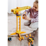 Grua con materiales para la construccion small foot 2