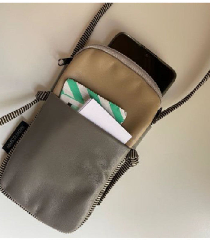 Mini bolso portamovil black & beige marco tadini 2
