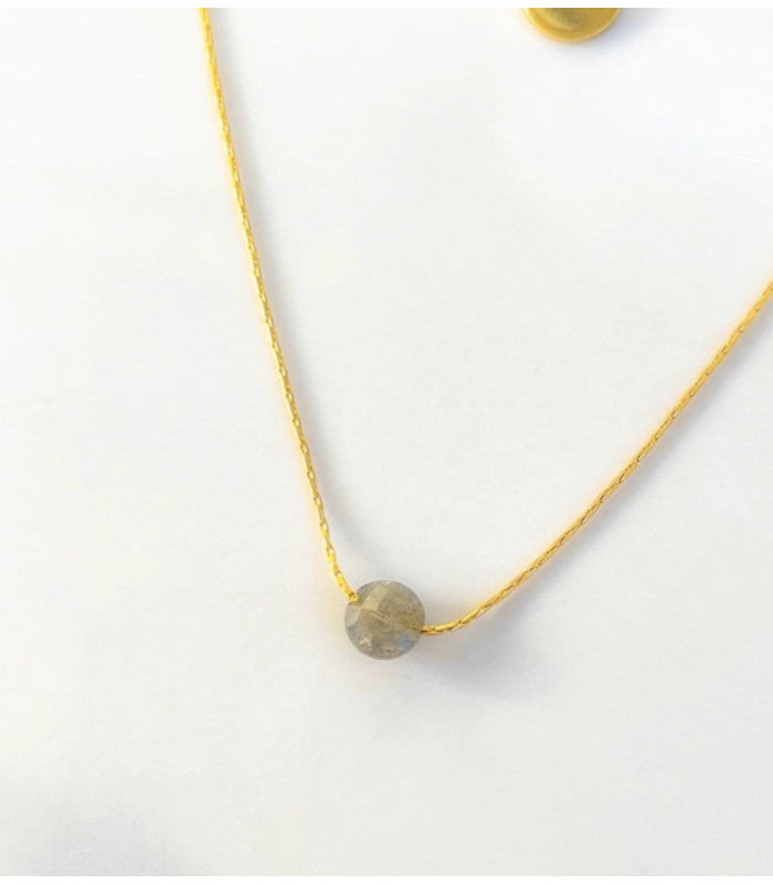 Collar mini moon gris litchi 1