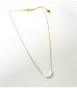 Collar simply square blanco litchi 1
