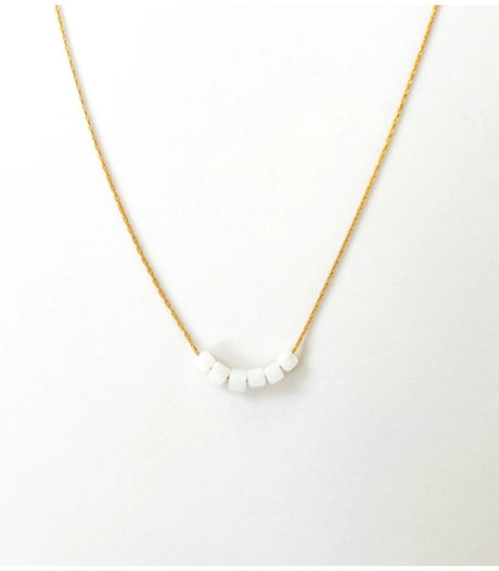 Collar simply square blanco litchi 2