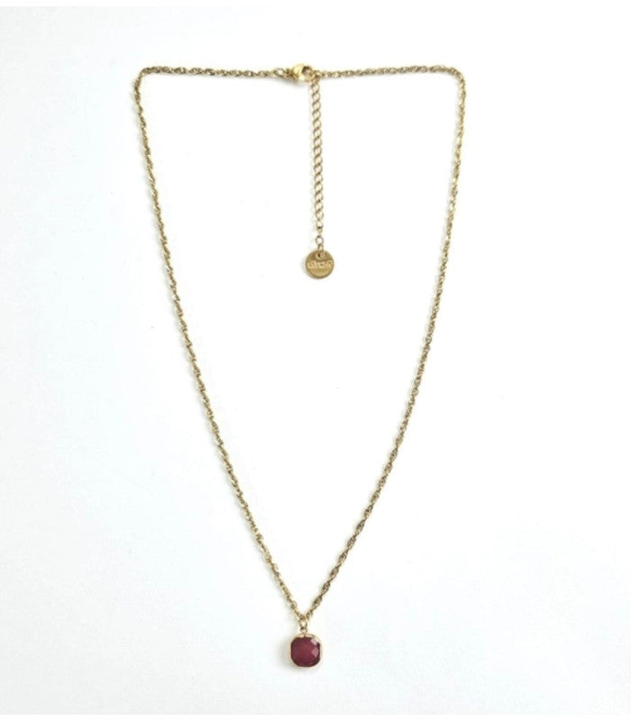 Collar cuadrado agata fucsia litchi 1