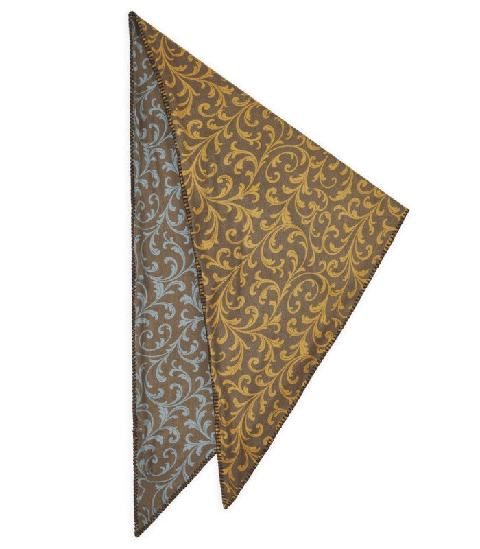 Panuelo triangular estampado floral green codello 2
