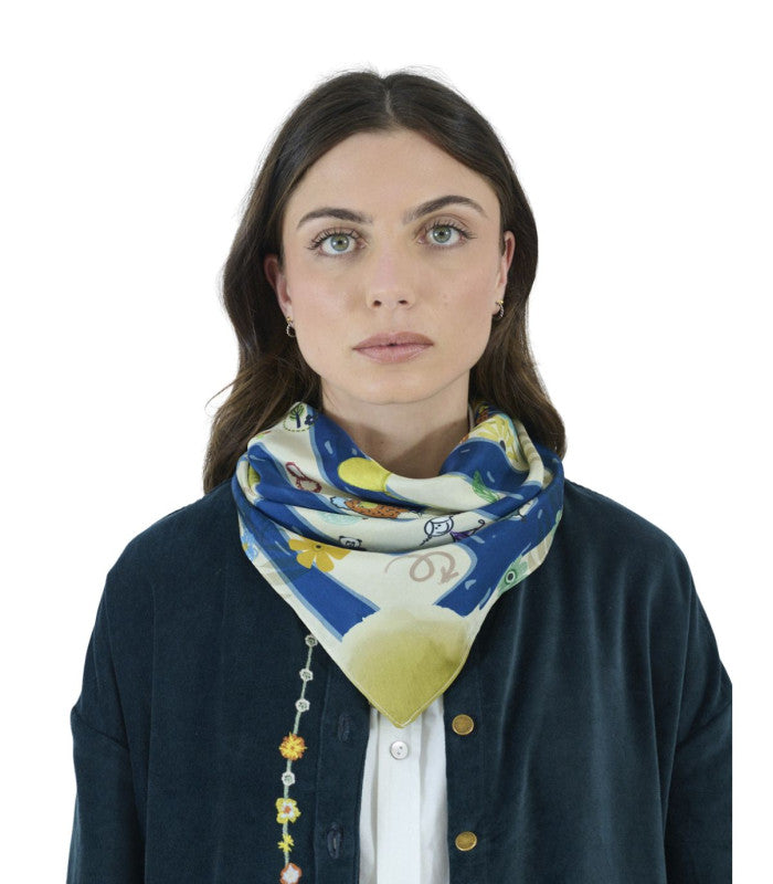 Pañuelo hanae small bleu storiatipic 2