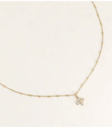 Collar trebol y cristales dorado blanco bohm paris 1