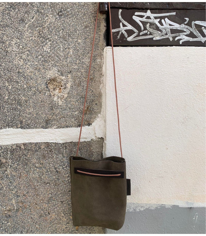 Bandolera ante nr kakhi skandal 1