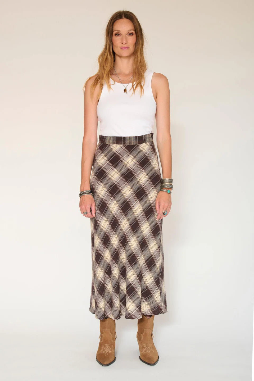 FALDA COLOR CHOCOLATE 1