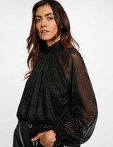 Blusa de cuello alto negro morgan