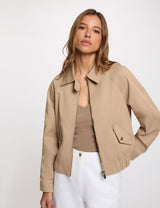 Chaqueta corta cuello abierto beige Morgan