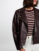 Chaqueta ajustada de cuero sintético burdeos Morgan