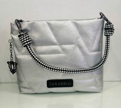 BOLSO ACOLCHADO COLOR PLATA - Dendago