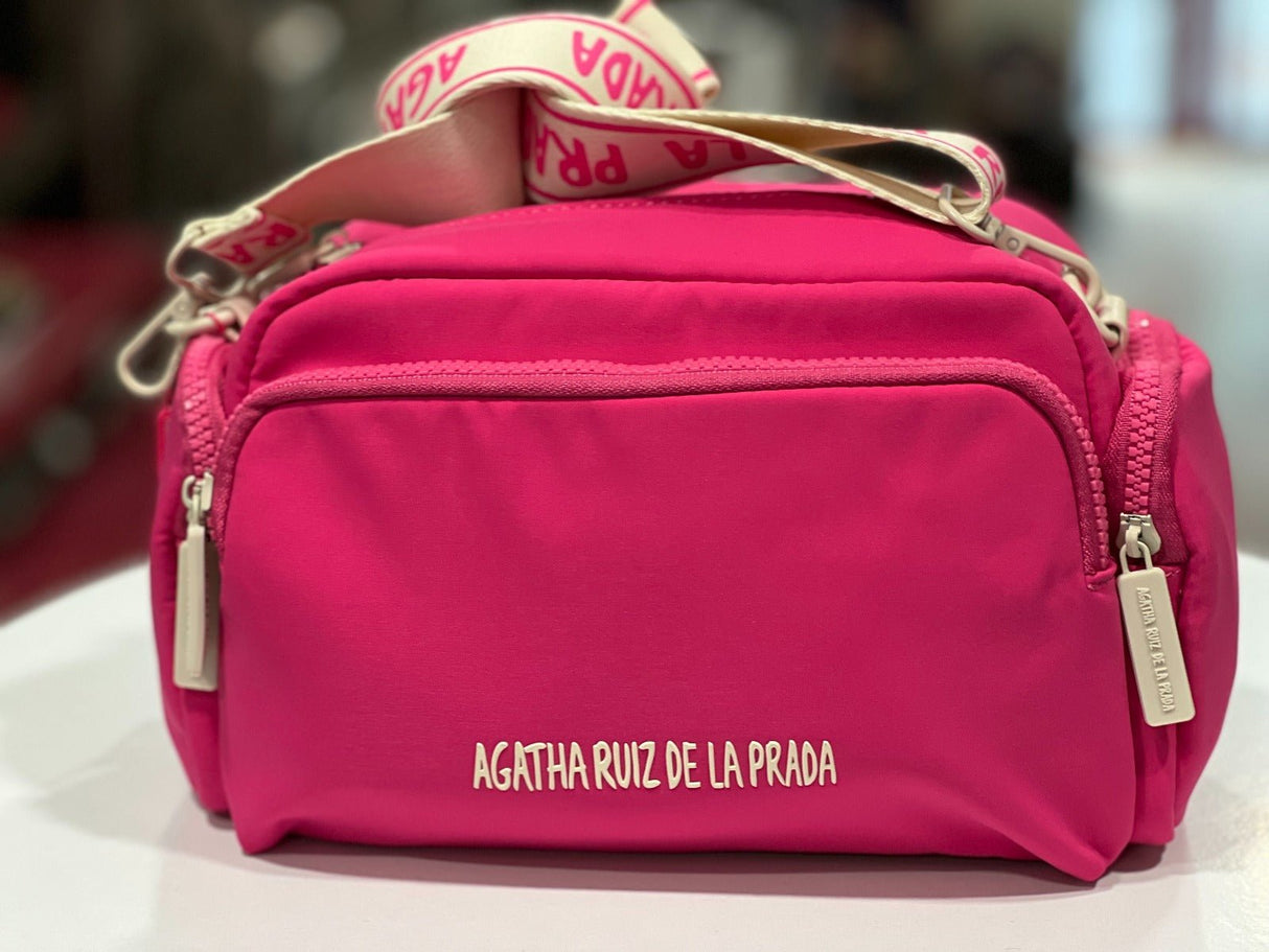 BOLSO BANDOLERA AGATHA RUIZ DE LA PRADA BOLSILLOS LATERALES ROSA FUCSIA - Dendago
