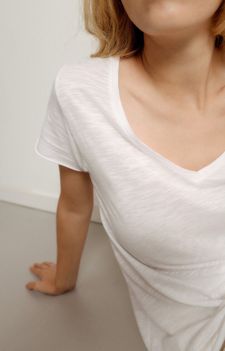 CAMISETA BLANCA AMERICAN VINTAGE - Dendago