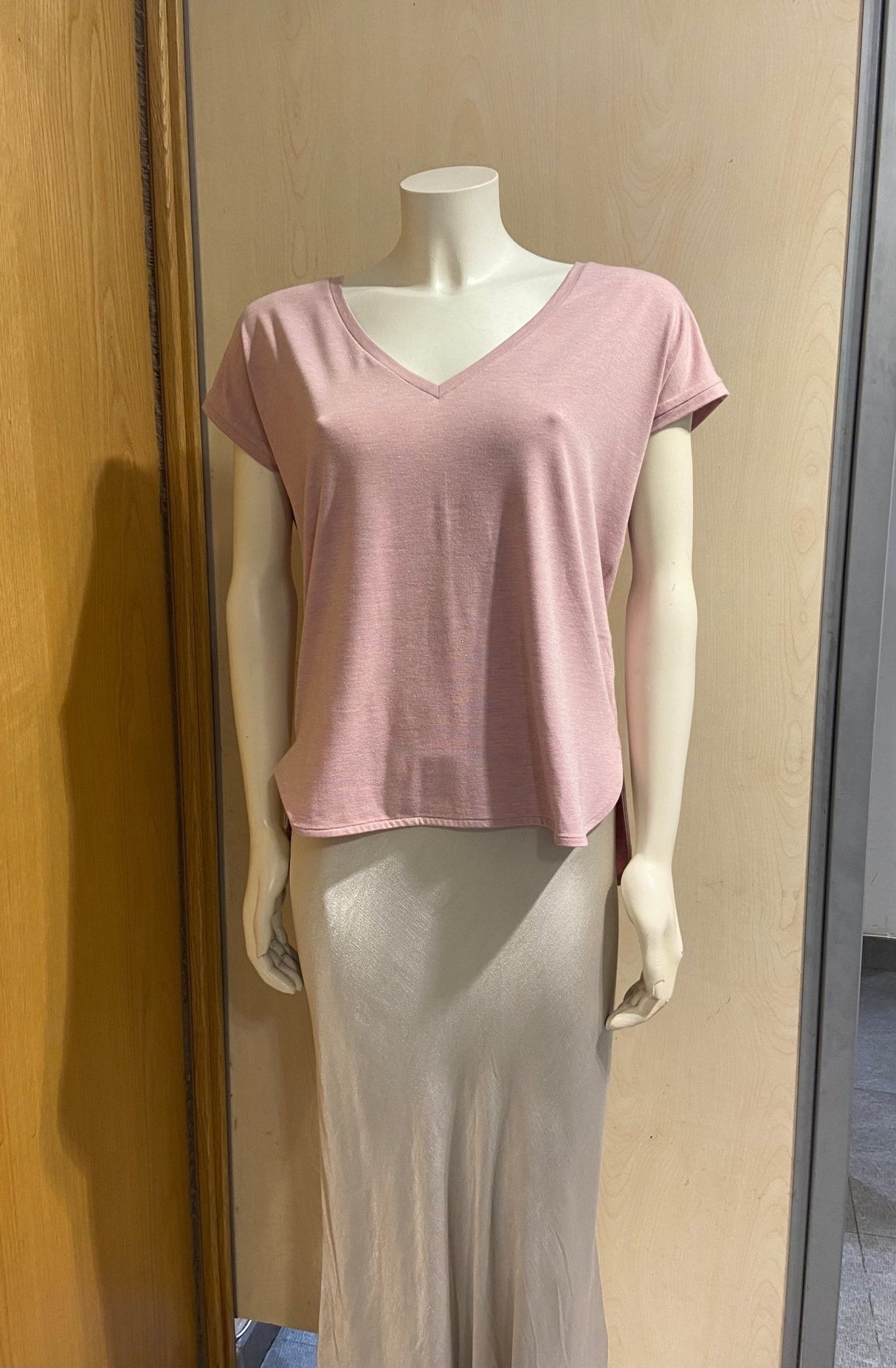 Camiseta Brilli - Brilli con Pico en Rosa - Dendago