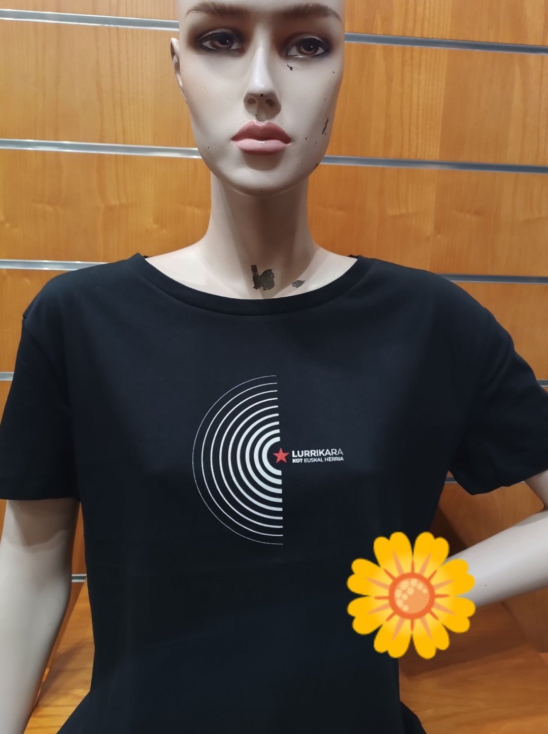 CAMISETA KOT LURRIKARA NEGRO - Dendago