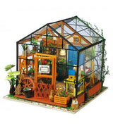 Casas en miniatura DIY. KATHY'S GREEN HOUSE 1