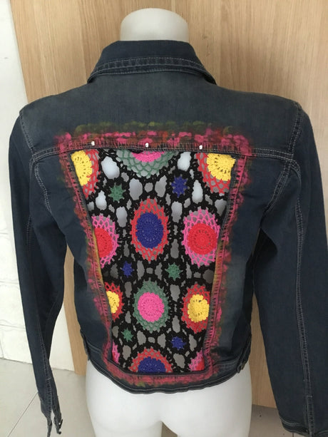 Chaqueta vaquera con ganchillo - Dendago