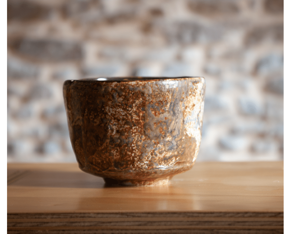 Cuenco artesanal de cerámica tallada - Dendago