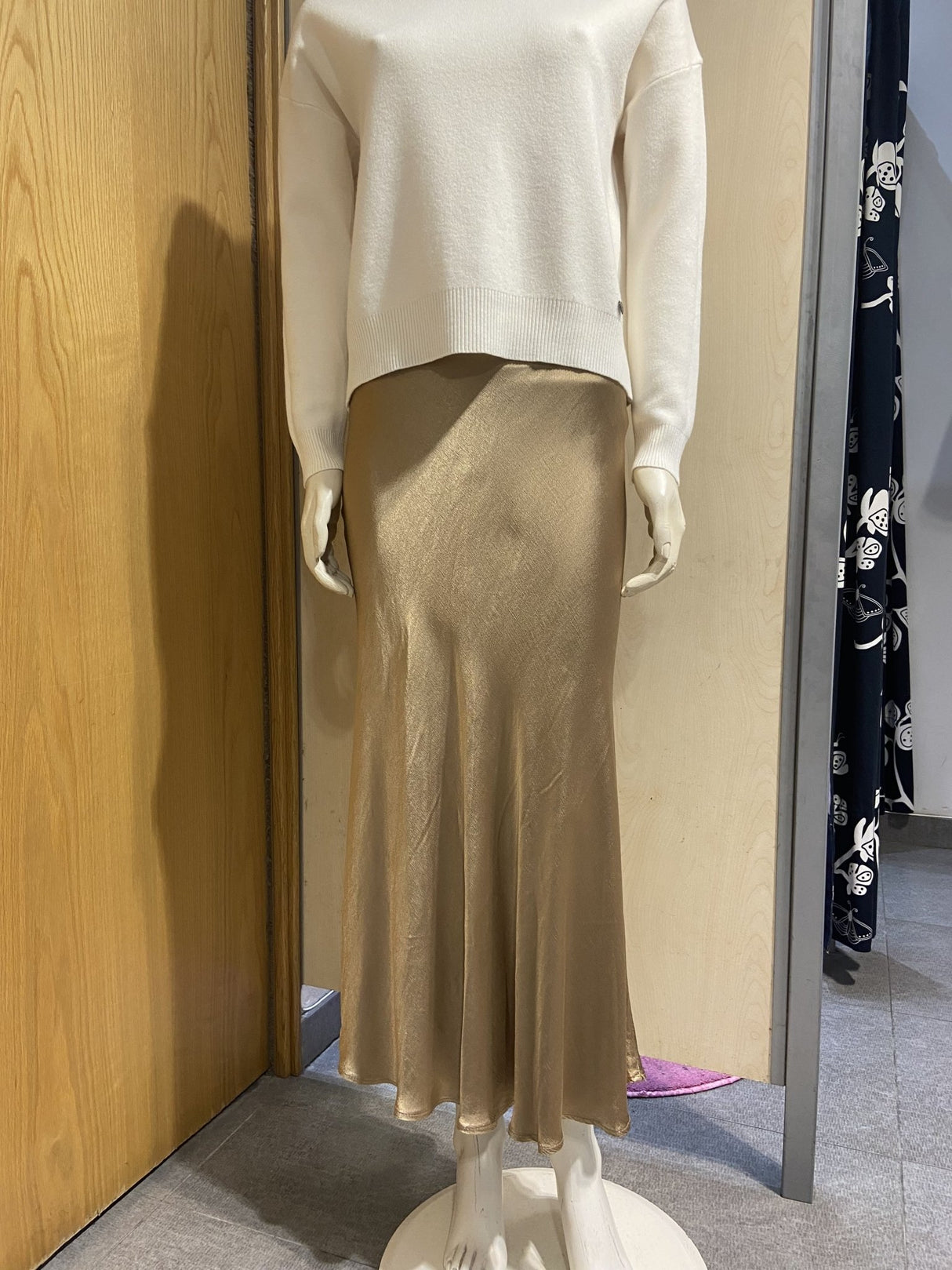 Falda satén Dorada - Dendago