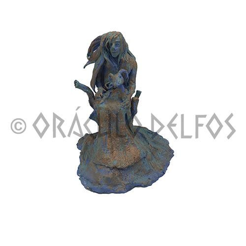 Figura Diosa Mari sentada en un tronco - Dendago